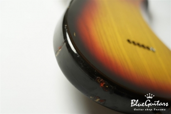 1977 Stratocaster Hard Tail - Sunburst