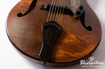 Arcus Thinbody Archtop - Organic Texture