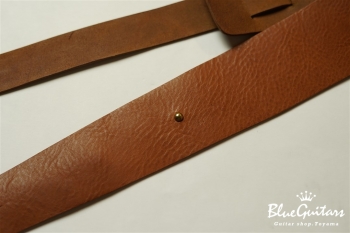 Plain Leather - Camel & Round Studs