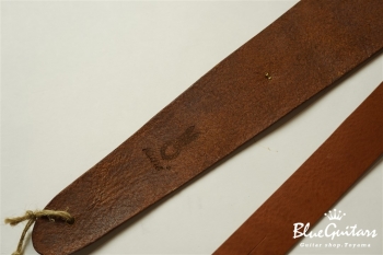 Plain Leather - Camel & Round Studs