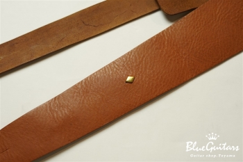 Plain Leather - Camel & Rhombus Studs