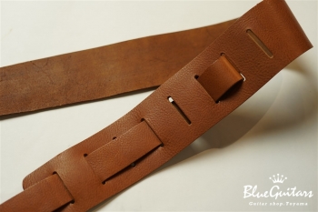 Plain Leather - Camel & Rhombus Studs