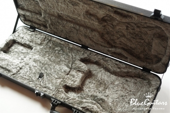 Made in Japan 2019 Limited Collection Stratocaster - Ice Blue Metallic