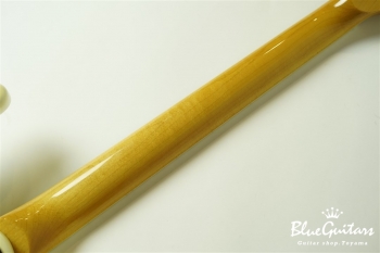 Super Custom 65 - Pearl White