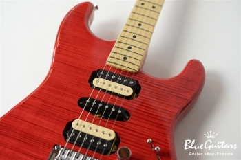 MIJ Michiya Haruhata Stratocaster - Trans Pink