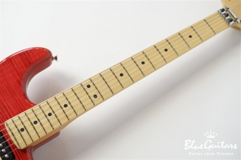 MIJ Michiya Haruhata Stratocaster - Trans Pink