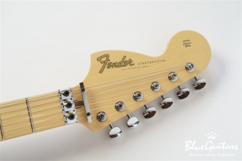 MIJ Michiya Haruhata Stratocaster - Trans Pink