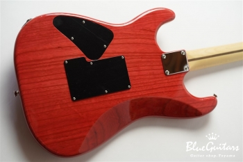 MIJ Michiya Haruhata Stratocaster - Trans Pink