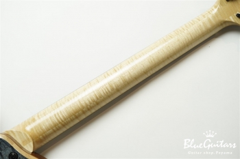 Cirrus Easel - Aizome