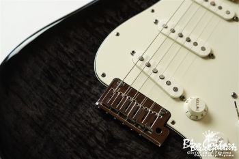Custom Deluxe Stratocaster 2013 - Ebony Trans