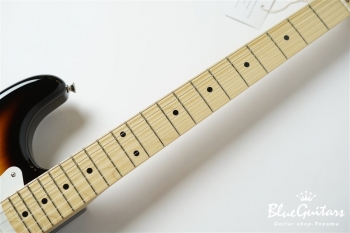 Made in Japan Traditional 50s Stratocaster - 2 Color Sunburst