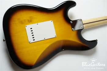Made in Japan Traditional 50s Stratocaster - 2 Color Sunburst