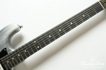 MC1-MV ’20WSE/E - Antique Frame Finish