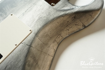 MC1-MV ’20WSE/E - Antique Frame Finish