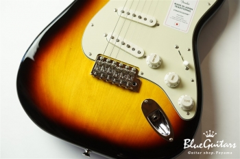 Made in Japan Traditional 60s Stratocaster - 3 Color Sunburst