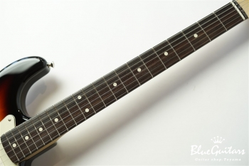 Made in Japan Traditional 60s Stratocaster - 3 Color Sunburst