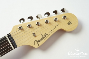 Made in Japan Traditional 60s Stratocaster - 3 Color Sunburst