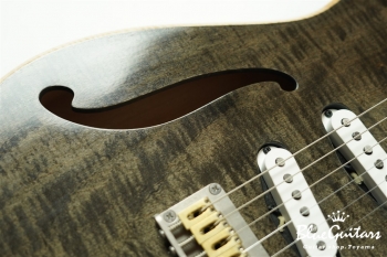 Cirrus Easel - ichika Specs -