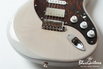 Ve=cul - V.Blonde [All Lacquer]