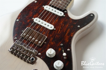 Ve=cul - V.Blonde [All Lacquer]