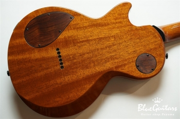 Grain – Curly Maple TOP/Madagascar Rosewood FB/Sunburst