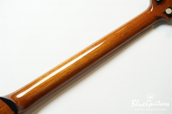 Grain – Curly Maple TOP/Madagascar Rosewood FB/Sunburst