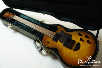 Grain – Curly Maple TOP/Madagascar Rosewood FB/Sunburst