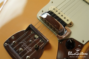 American Vintage ’62 Jaguar - Shell Pink / Matching Head