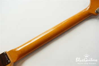 American Vintage ’62 Jaguar - Shell Pink / Matching Head