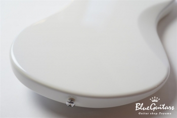 Supreme Collection Trailbreaker Mark-Ⅰ - White Pearl