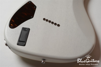 Astra Multi Scale - See-through White