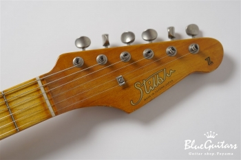 IRIS #083 - Burgundy Mist Metallic over Silver 