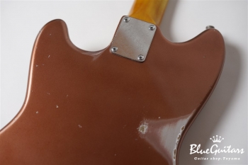 IRIS #083 - Burgundy Mist Metallic over Silver 