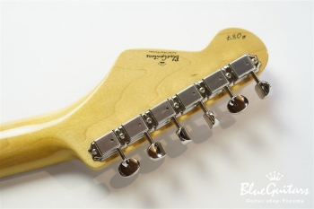 Model JM. #087 Light Aged - White Blonde with Orii Blue