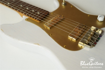 IRIS Standard #097 - White Blonde with Brass