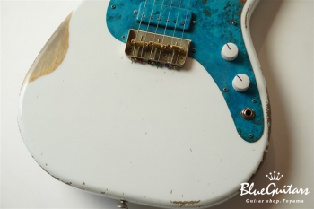 IRIS Standard #098 - White Blonde with Art Texture