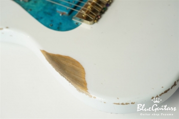 IRIS Standard #098 - White Blonde with Art Texture