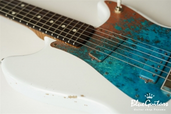 IRIS Standard #098 - White Blonde with Art Texture