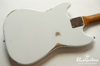 IRIS Standard #098 - White Blonde with Art Texture