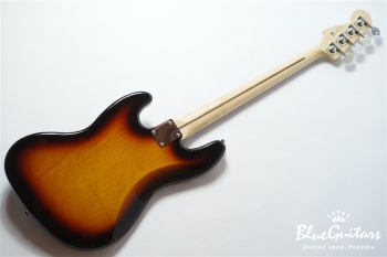 Made in Japan Hybrid II Jazz Bass - 3-Color Sunburst