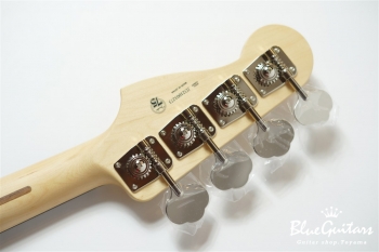 Made in Japan Hybrid II P Bass - 3-Color Sunburst