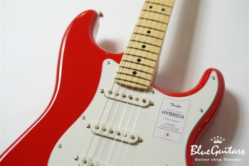 Made in Japan Hybrid II Stratocaster - Modena Red