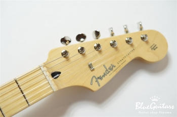 Made in Japan Hybrid II Stratocaster - Modena Red