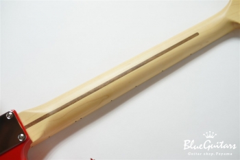 Made in Japan Hybrid II Stratocaster - Modena Red