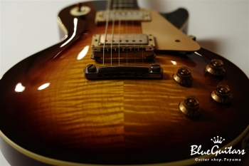 Portrait Line No.1 Standard / Burst #026 - DARK BURST