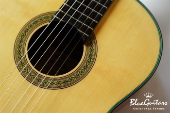 No.725 / 650mm - Spruce