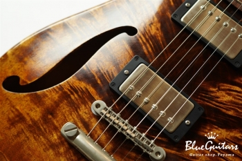 Cirrus Curvedtop hollow - Organic Texture