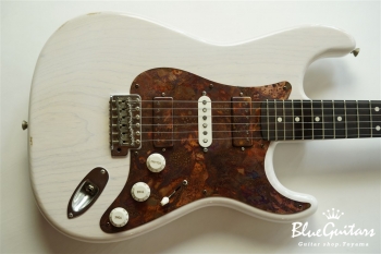 Model S. Patina #107 Light Aged - White Blonde with Copper Red