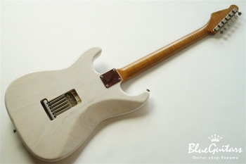 Model S. Patina #107 Light Aged - White Blonde with Copper Red