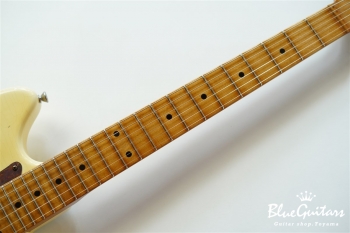 IRIS Standard #105 - Vintage White with Copper Red